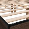 vidaXL Bedframe bewerkt hout metaal bruin eikenkleur 140x190 cm