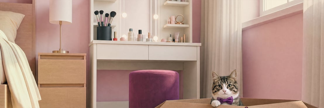 Kat die uit een vidaXL-doos gluurt in een slaapkamer met kaptafel en opberglades.