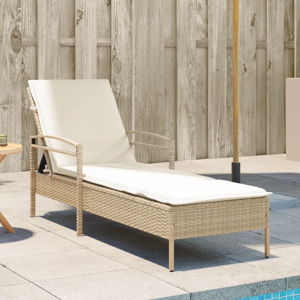 vidaXL Ligbed met kussen 63x200x81 cm poly rattan beige